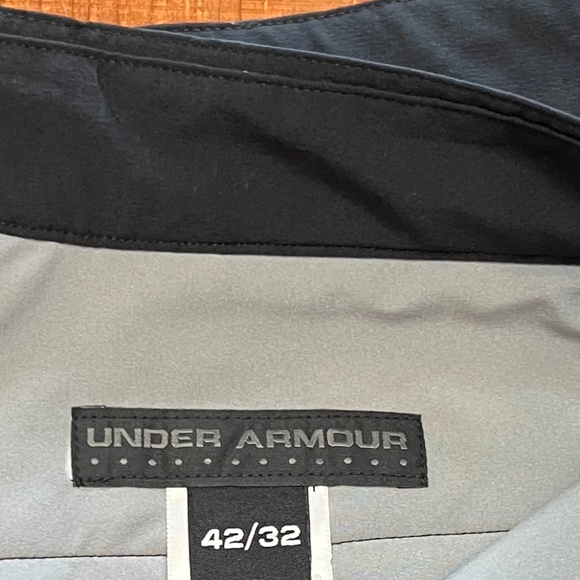Under Armour Golf Pants Mens Performance Wear Active Wear Pant size 42x32 - Picture 3 of 5